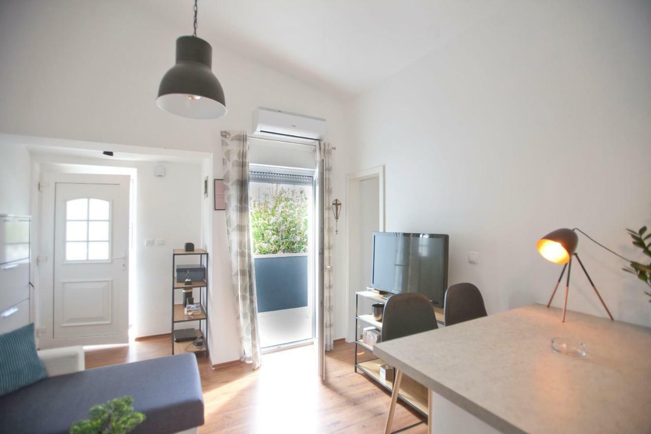 Apartment Ana Фажана Екстер'єр фото