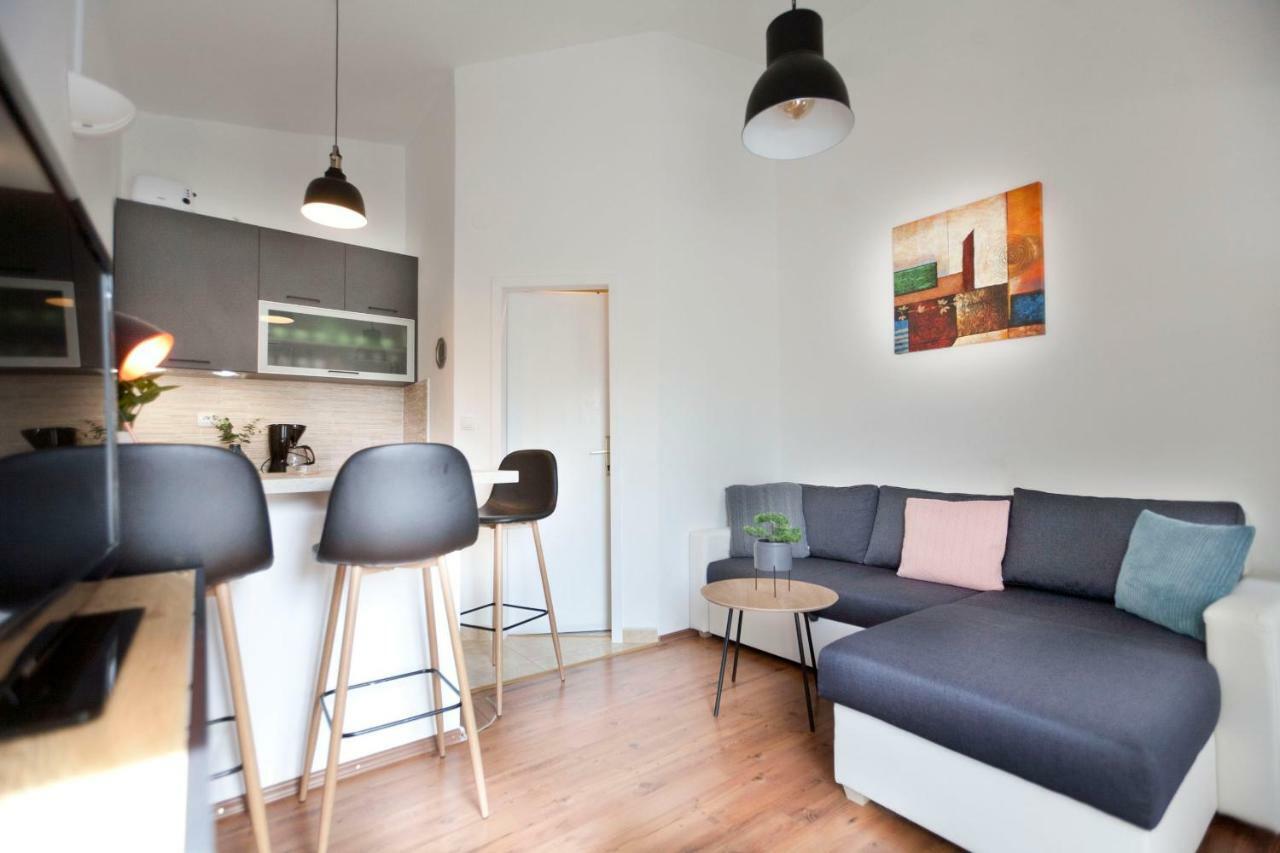 Apartment Ana Фажана Екстер'єр фото